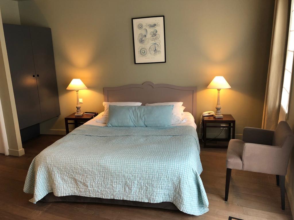 Hotel L'Ocean เลอบัวส์-ปลาจ-อ็อง-เร ภายนอก รูปภาพ